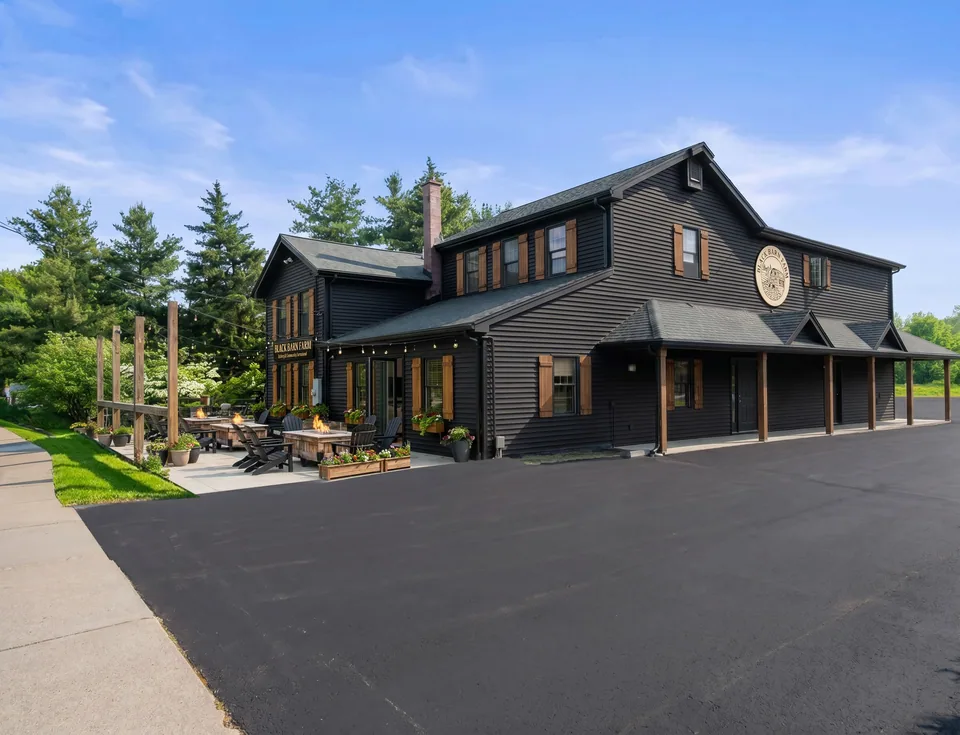 Black Barn Farm: commercial building transformation for a bank presentation
