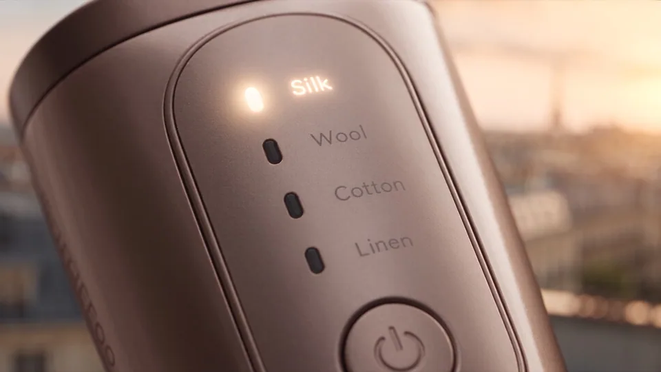 StreeGo: launch film and product visuals for a handheld steamer